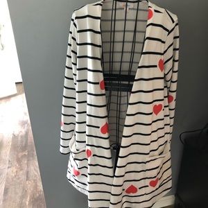 Super cute LuLaRoe hearts cardigan